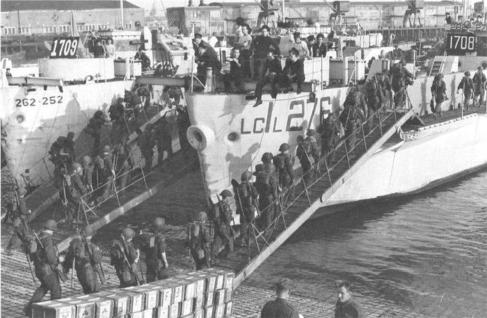 Troops boarding a LCI.